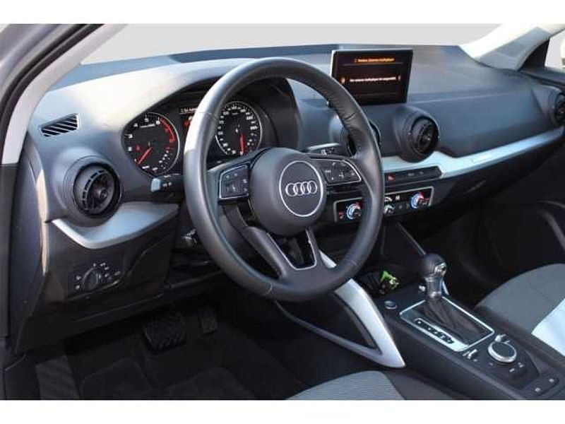 Audi Q2 1.4 TFSI S-TRONIC LED NAVI GRA Klima Navi
